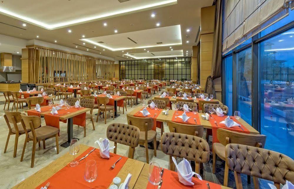 Ramada Resort By Wyndham Unye Exterior foto